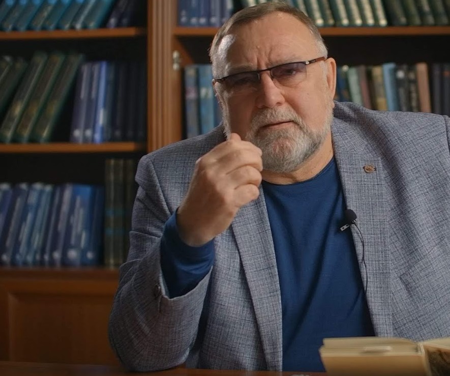 Олег Геннадьевич Парамонов