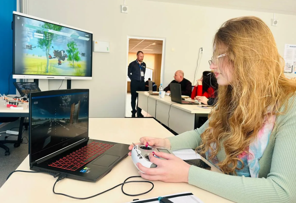 Основы управления беспилотными летательными аппаратами (БПЛА)